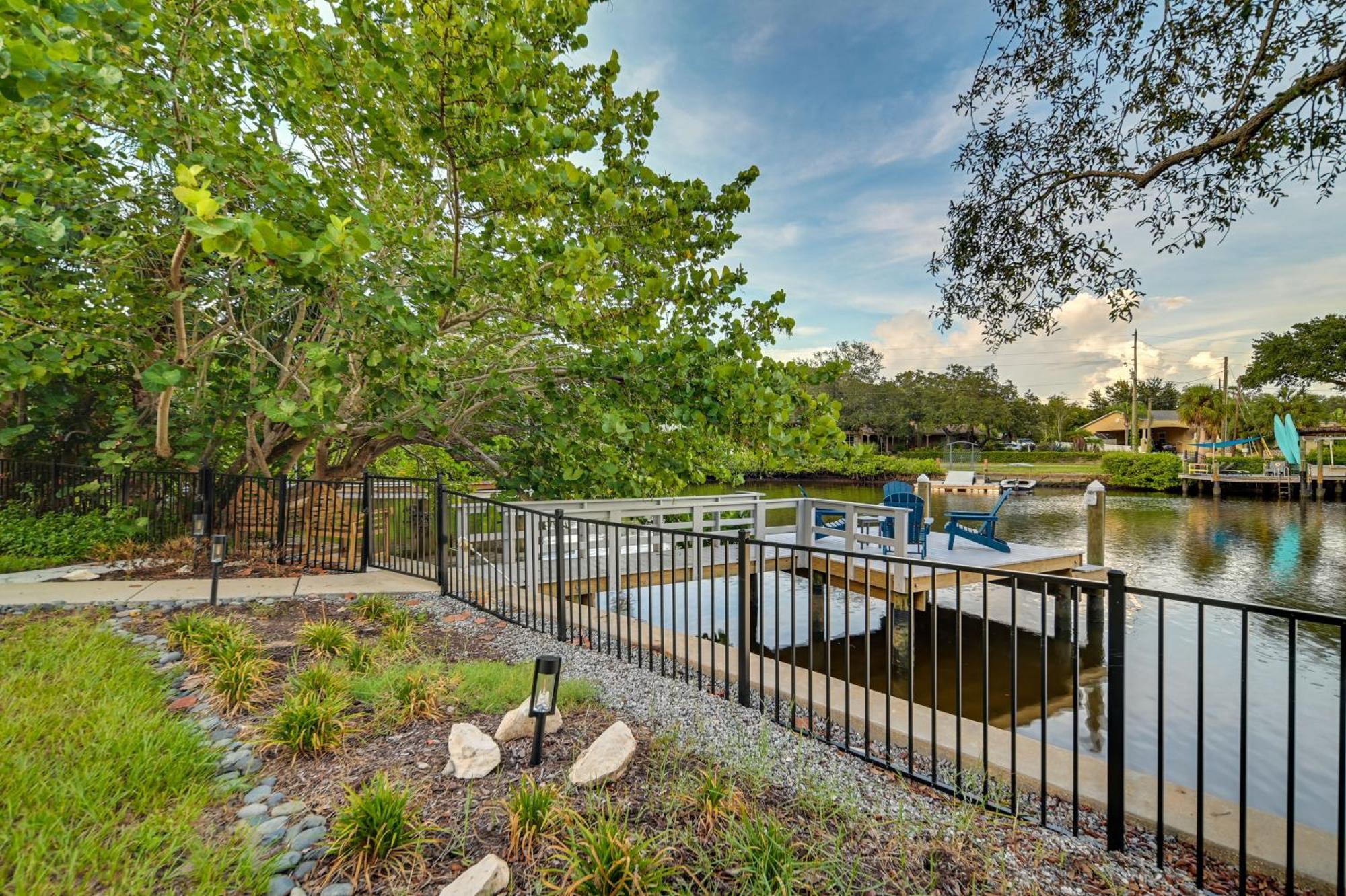 Pet-Friendly Waterfront Home - 2 Mi To Beach! Tarpon Springs Exteriér fotografie